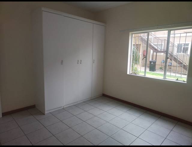 2 BEDROOM APARTMENT FOR SALE IN COMET